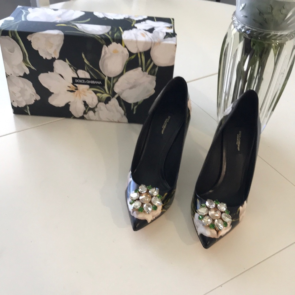 Dolce &Gabbana St. Tulipa heels. Never worn
